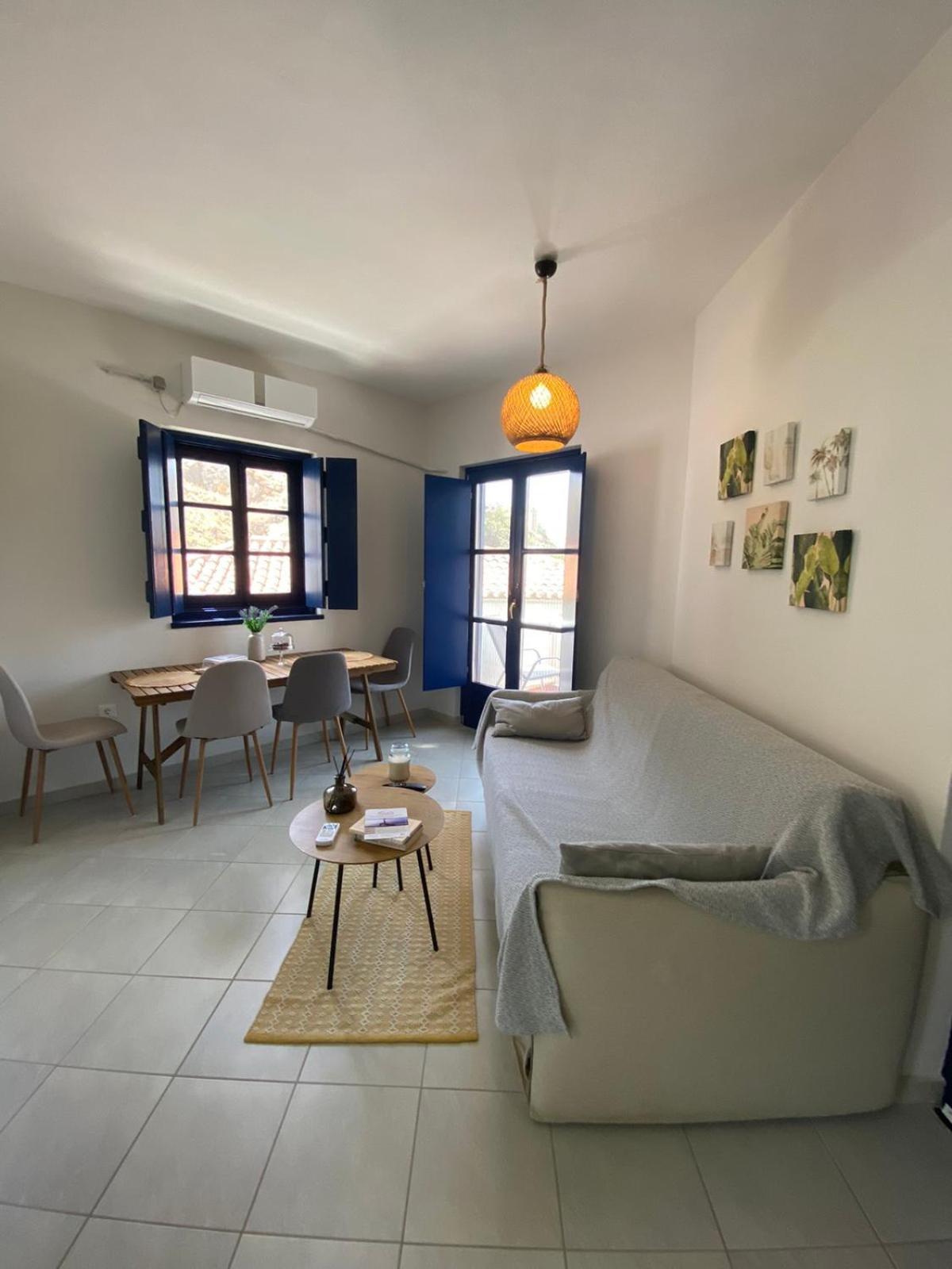 Oros Eros Apartman Ídra Szoba fotó